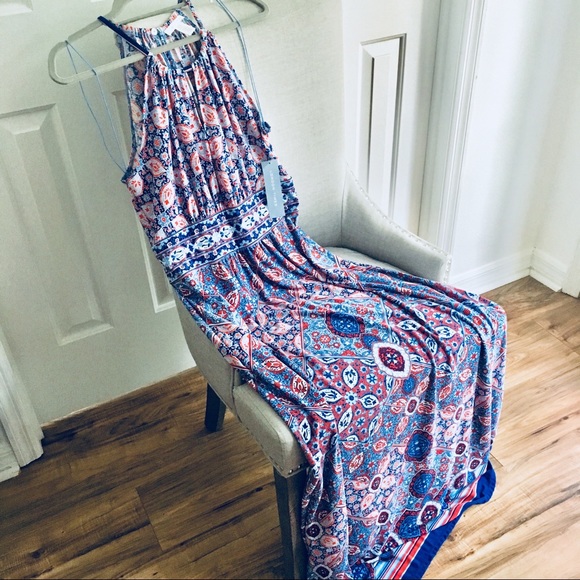London Times Dresses & Skirts - NWT London Times Halter neck Maxi dress sz 12